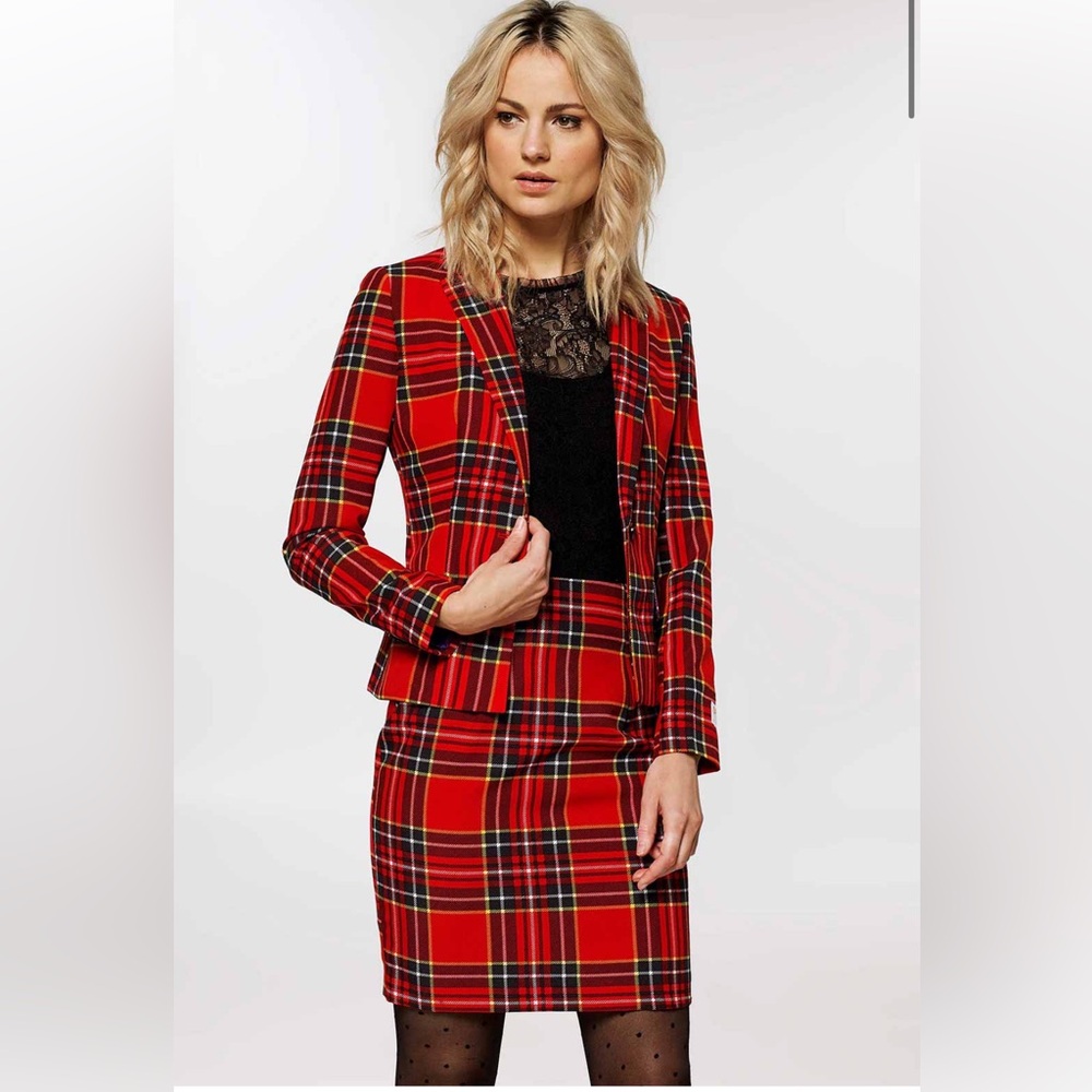 Womens Oppo Suit